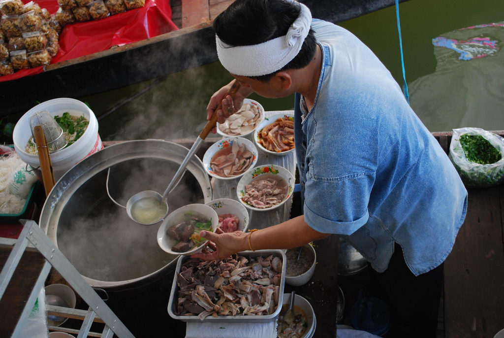 Taling Chan Floating Market - photo by Alpha