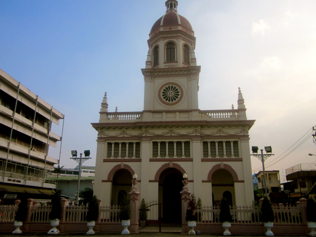 Santa Cruz church in Bangkok - photo by Chris Wotton