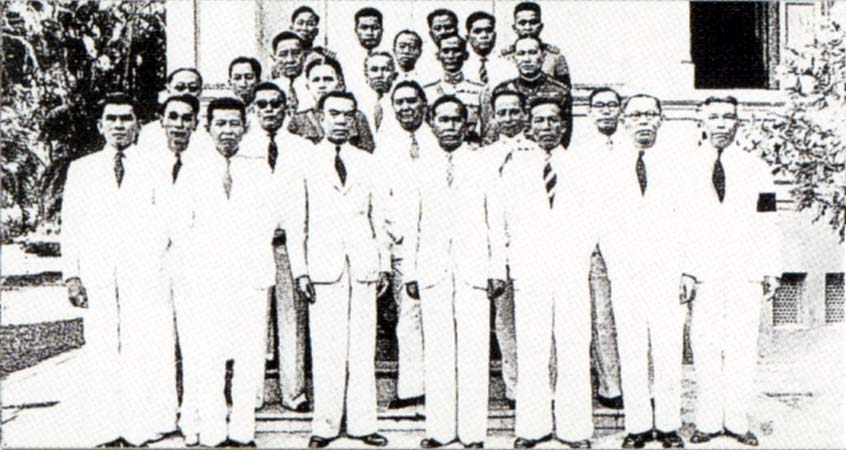 Plaek Phibunsongkhram and his cabinet in 1938 - photo via Wikimedia