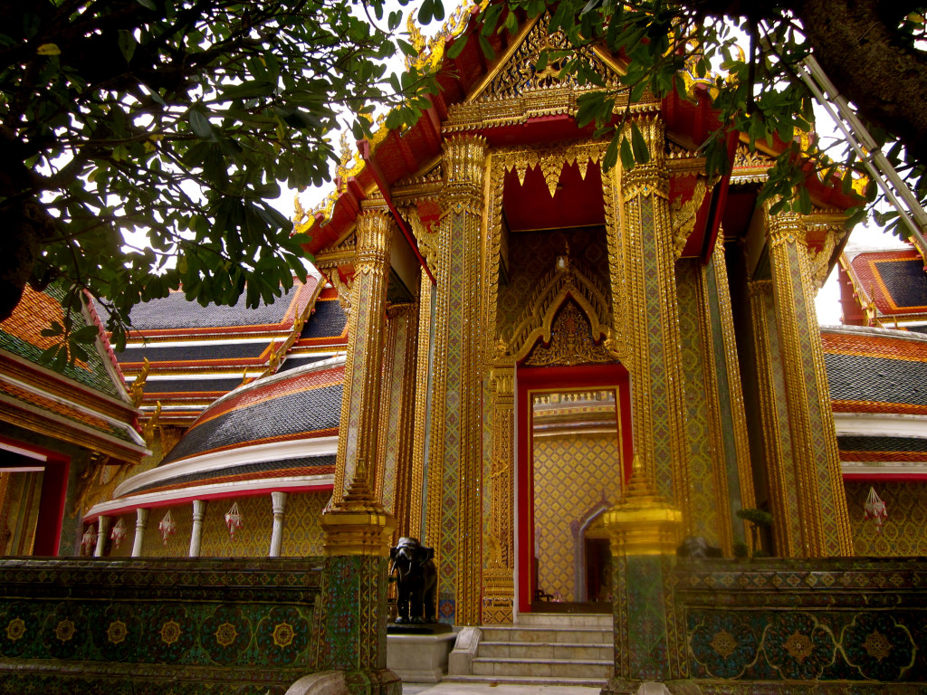 Wat Ratchabophit in Bangkok, Thailand - photo by Chris Wotton