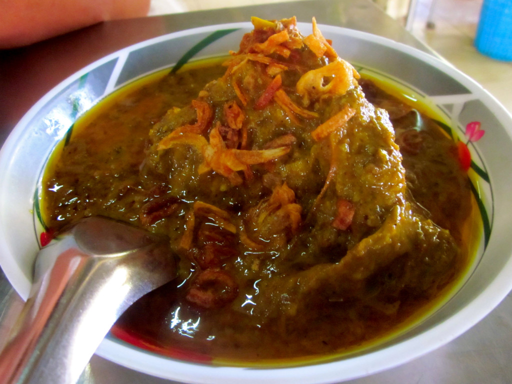 Kuruma goat curry at Yusup Pochana restaurant in Bangkok - photo by Chris Wotton