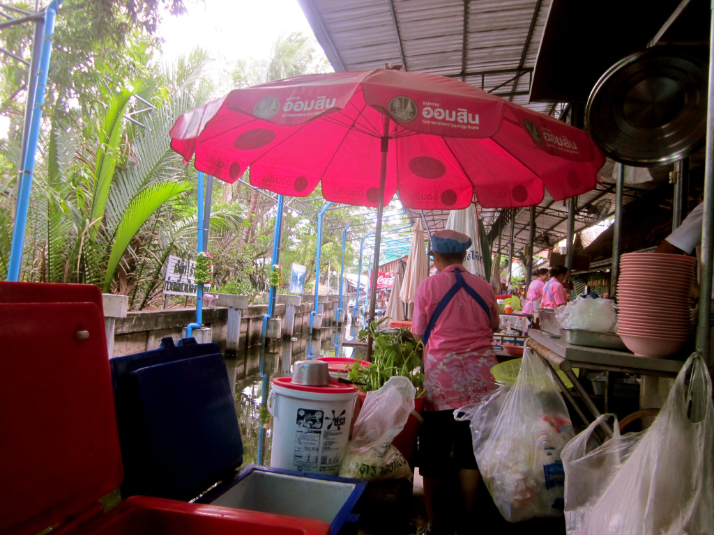 Bang Nampheung floating market in Bang Krachao, Phra Pradaeng, Samut Prakan, near Bangkok, Thailand - photo by Chris Wotton