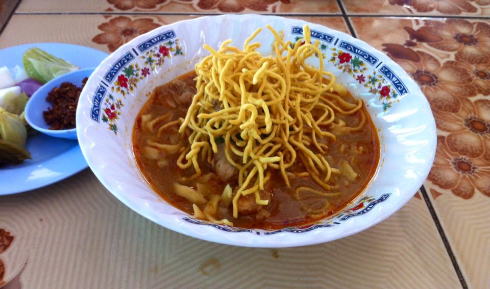 Khao Soi Khun Yai in Chiang Mai - photo by Chris Wotton