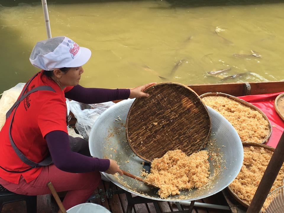 Crispy Rice Noodles at Taling Chan