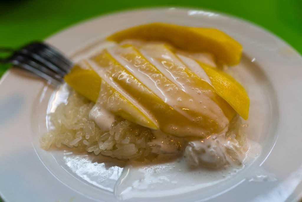 Mango and sticky rice Thai dessert - photo by Charles Haynes