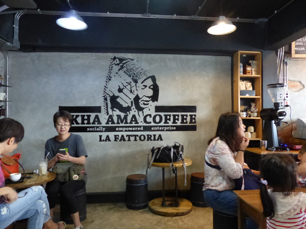 Akha Ama coffee shop in Chiang Mai, Thailand - photo by Kim Waechtler/Erven Ruellan