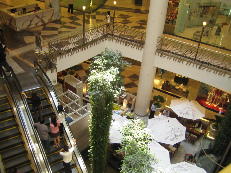 Emporium shopping centre mall, part of the Em District, in Bangkok, Thailand - photo by central_vietnam