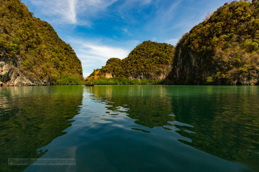 Hong Island at Phang Nga Bay in Thailand - photo by Phuket@photographer.net