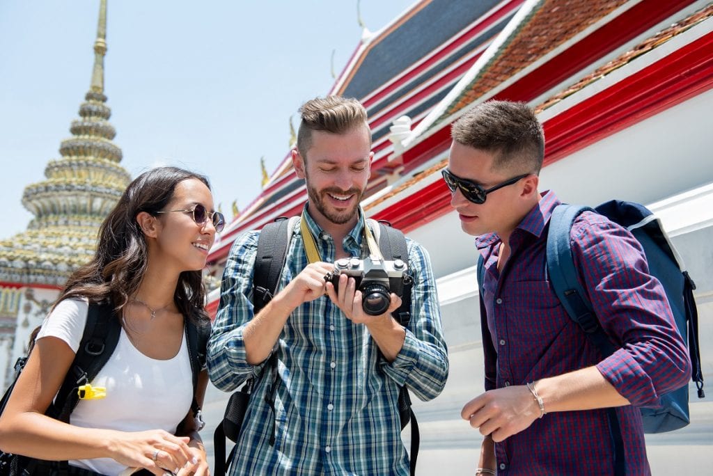 tourists visiting temples in Rattanakosin