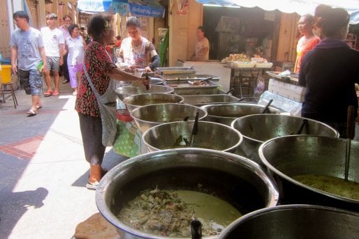 Khao Gaeng Rattana at Nang Loeng market in Bangkok