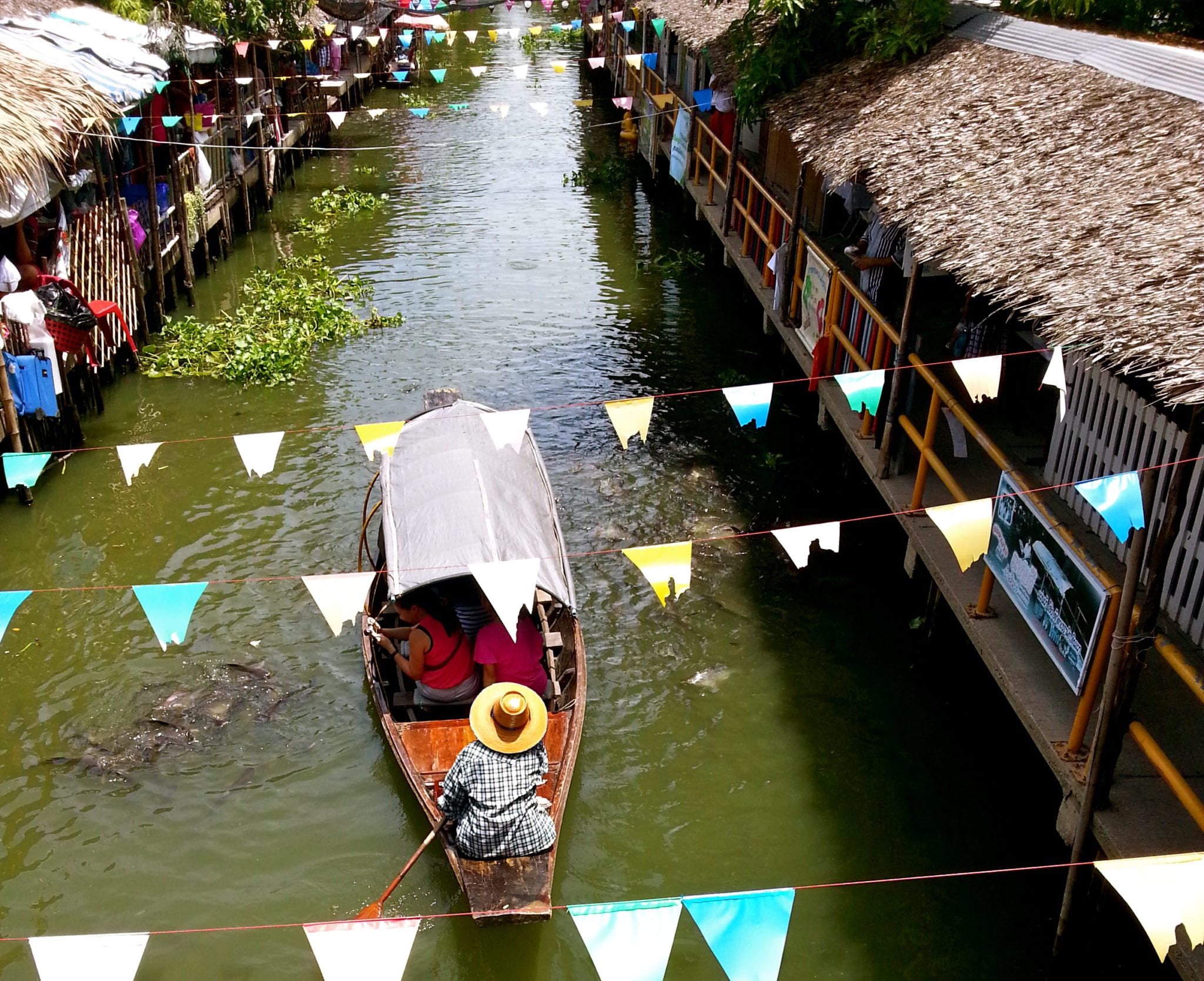 Khlong Lat Mayom floating market in Bangkok