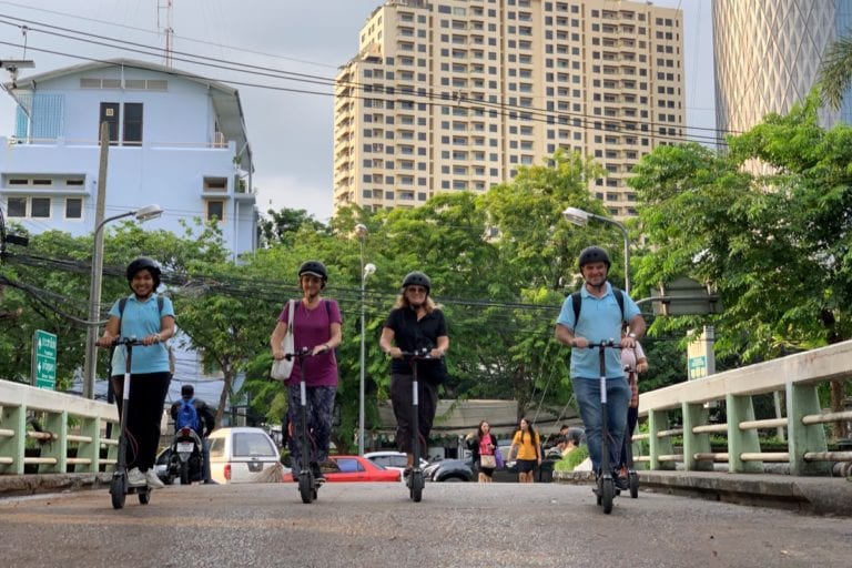 escooter tour through Thonburi