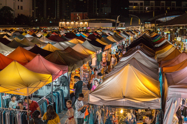 Ratchada Train Night Market 