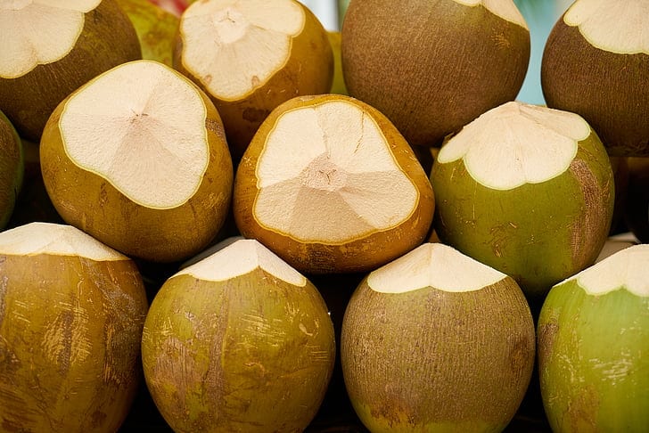 Image of green coconuts 