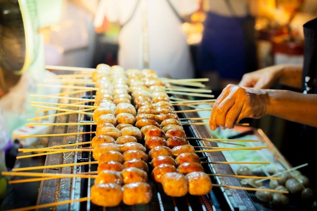 Sai Krok Isan - Isan Sausage (ไส้กรอกอีสาน)