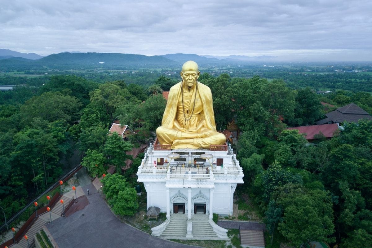 Lamphun temple and northern mountains